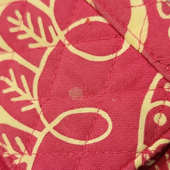 Vera Bradley Quilted Wallet 5.5 x 4 Closed - Picture 11 of 11